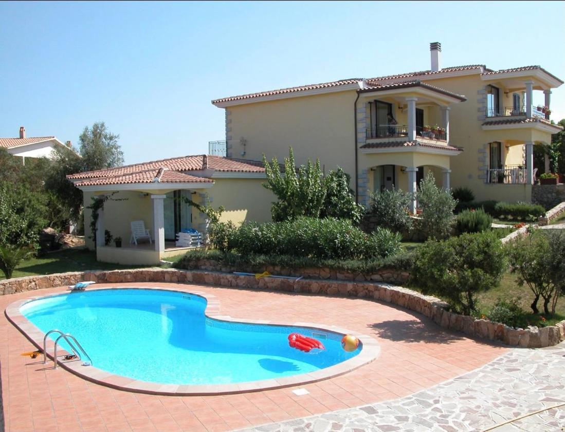 Residence Agrifoglio Monte Petrosu Buitenkant foto