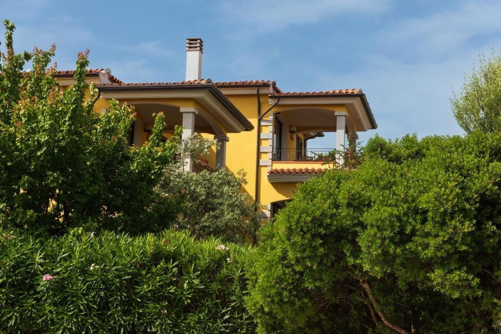 Residence Agrifoglio Monte Petrosu Buitenkant foto