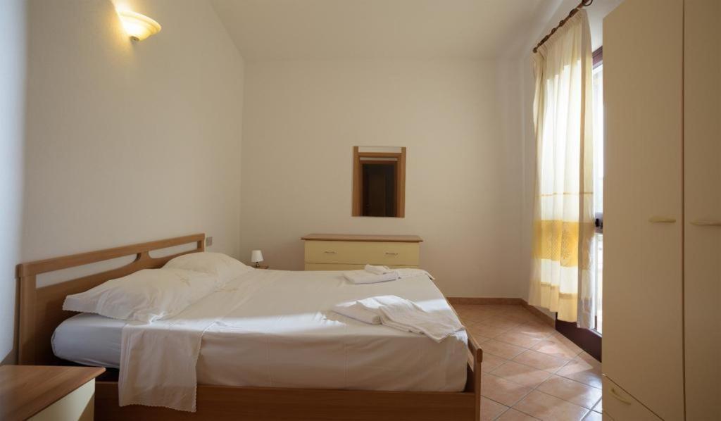 Residence Agrifoglio Monte Petrosu Buitenkant foto